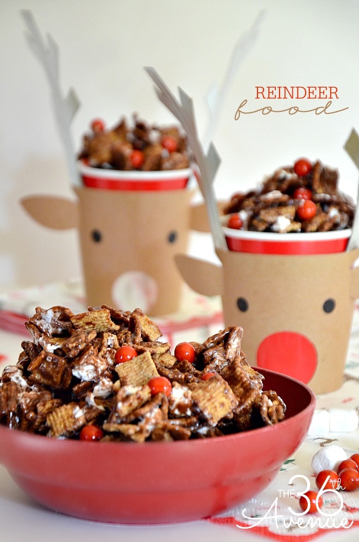 Christmas Recipe - Reindeer Food at the36thavenue.com Such a cute idea for neighbor gifts! 