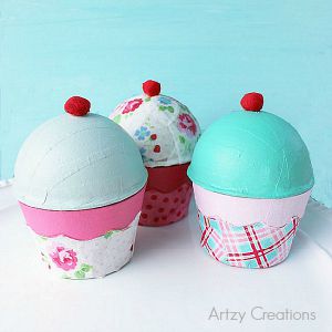 Crafts – DIY Cupcake Boxes