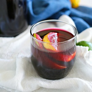 Non Alcoholic Sangria – Sparkling Blueberry Mocktail