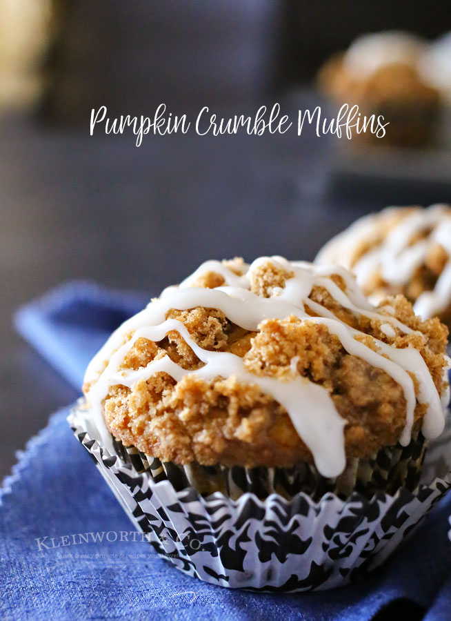 Dessert Recipes - This Pumpkin Crumble Muffin Recipe make the best pumpkin muffins you'll ever try. Beyond delicious and that crumble topping it's so good!