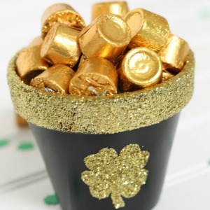 St. Patrick’s Day Pot of Gold Tutorial