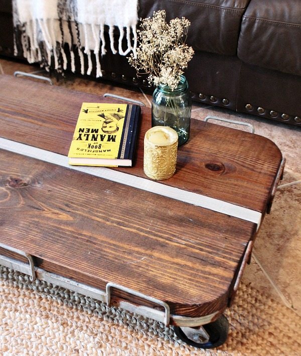 Rustic farmhouse cart for coffee table DIY at Refresh Restyle
